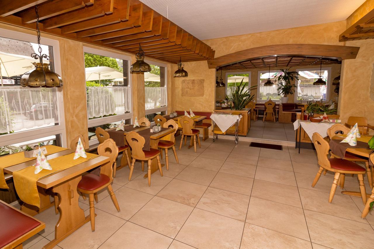 הוכנשוואנד Hotel Cortina מראה חיצוני תמונה